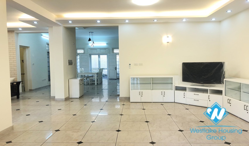 4 bedrooms, full furniture house in Ciputra Ha Noi for rent.